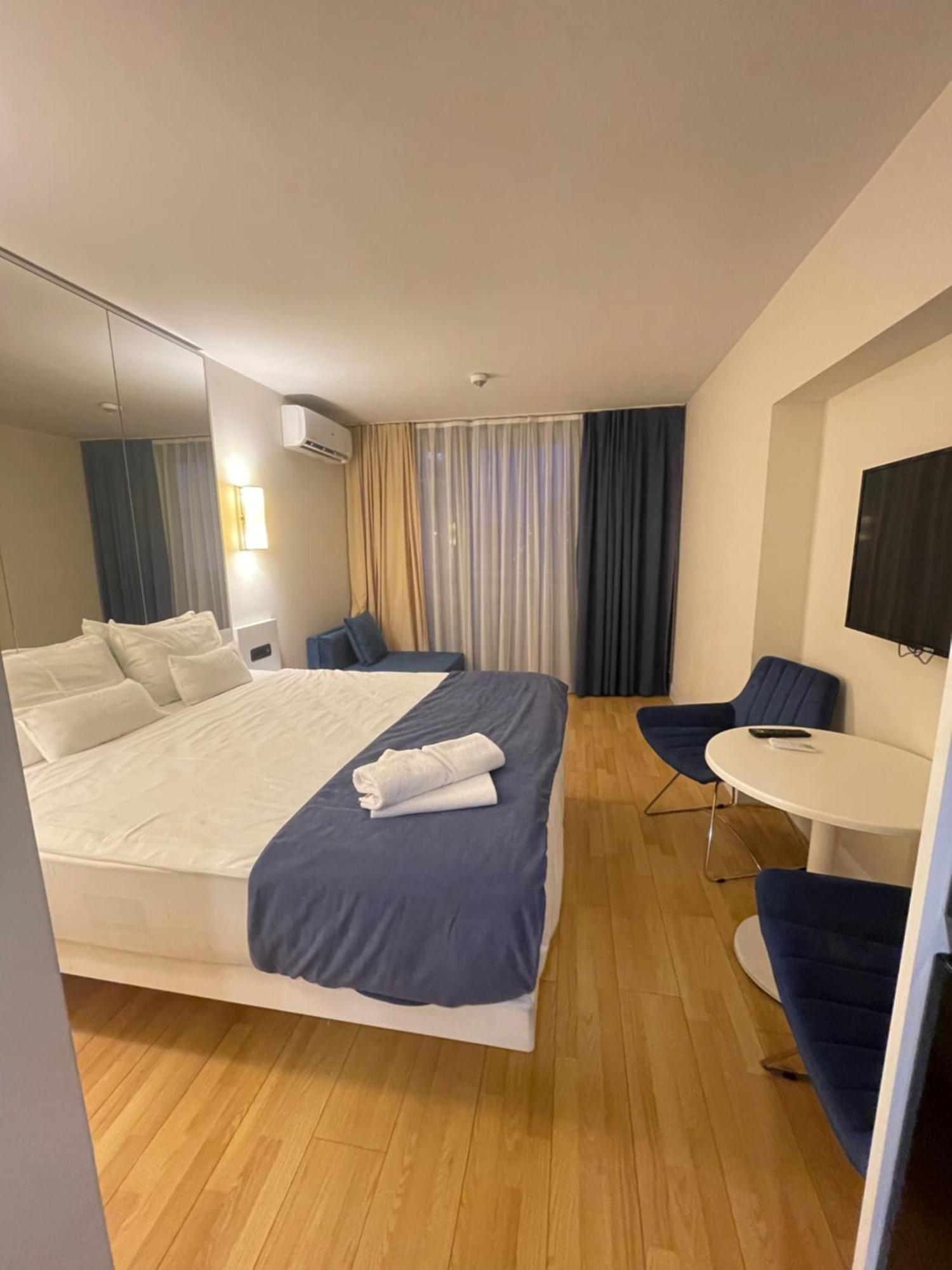 Spend Your Time In Orbi City Batumi Exterior photo