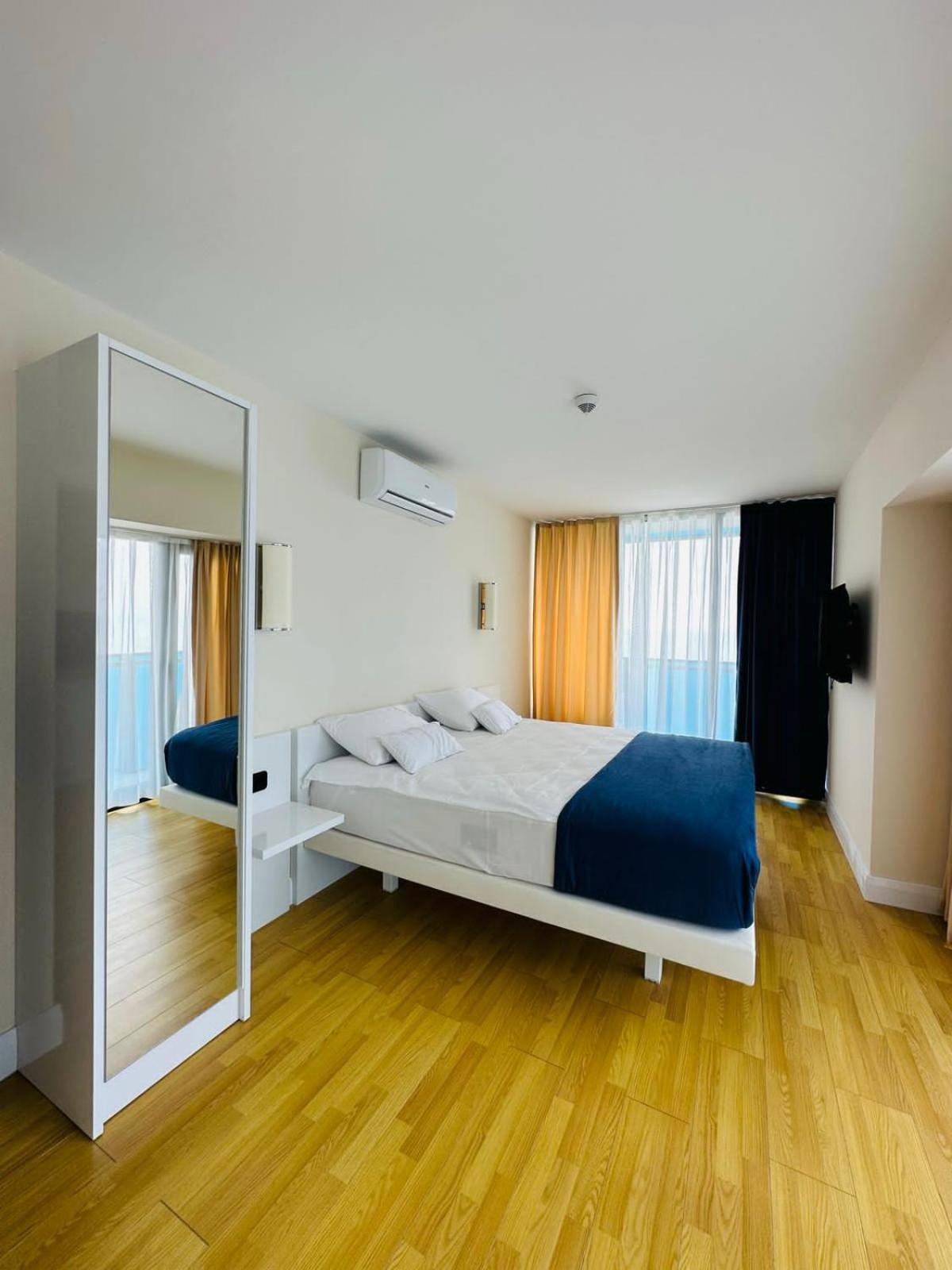 Spend Your Time In Orbi City Batumi Exterior photo